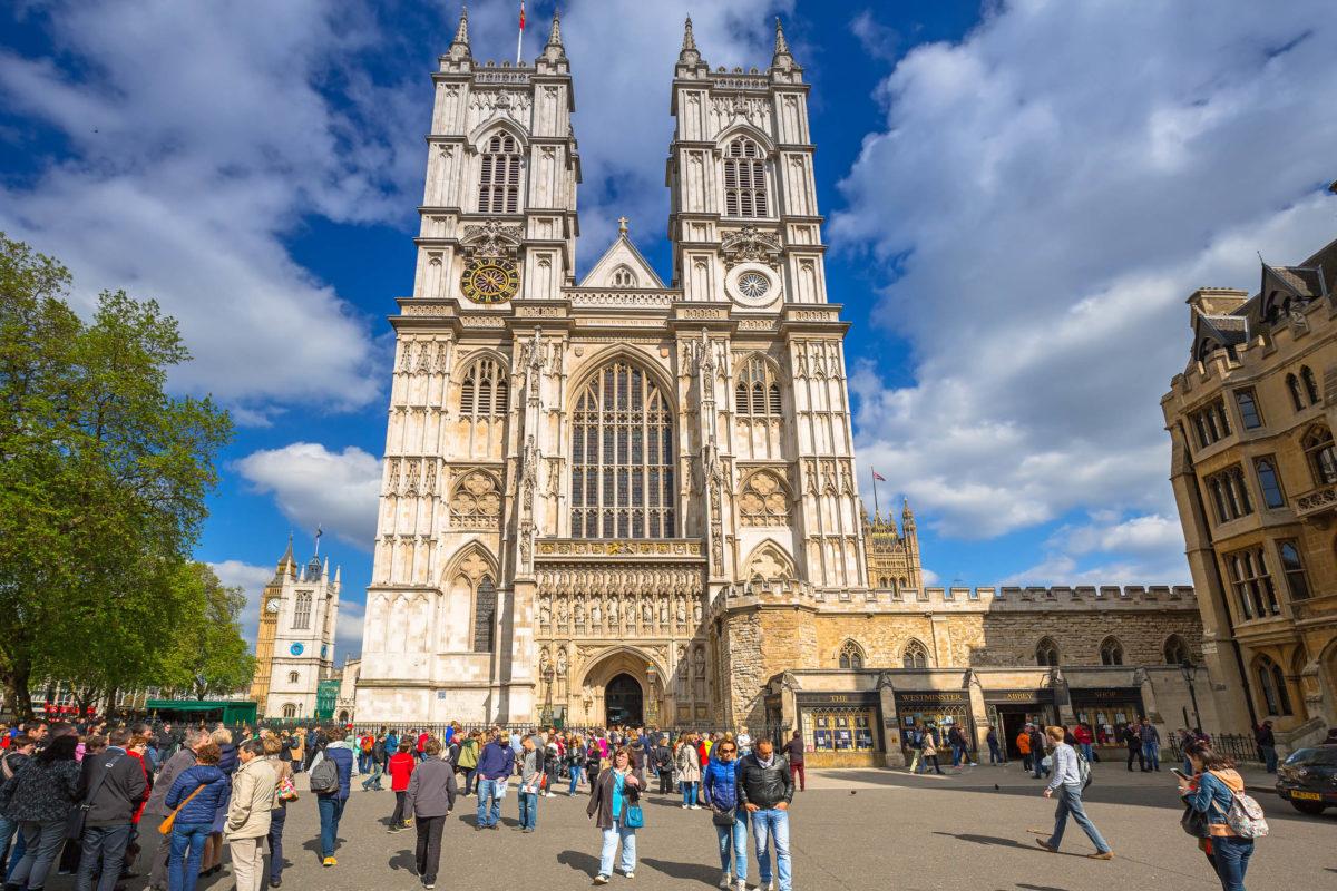 Westminster Abbey in London was built from 1245 to 1269, is a UNESCO World Heritage Site and probably the most famous church in England - © Patryk Kosmider / Shutterstock